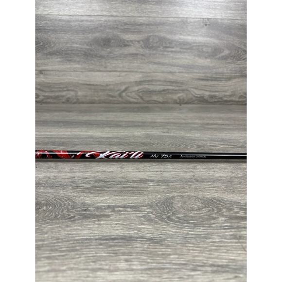 TaylorMade Stealth 2 Plus + 19.5 3 Hybrid w/Hy 75R Shaft - Kai'li Red - Picture 4 of 9